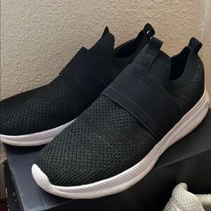 Men's Black Slip-On Sneakers